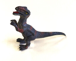 Dinosaurus plast 11 cm 04